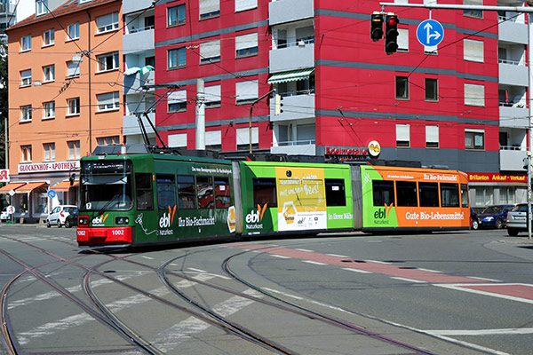 Werbung Straßenbahn ebl